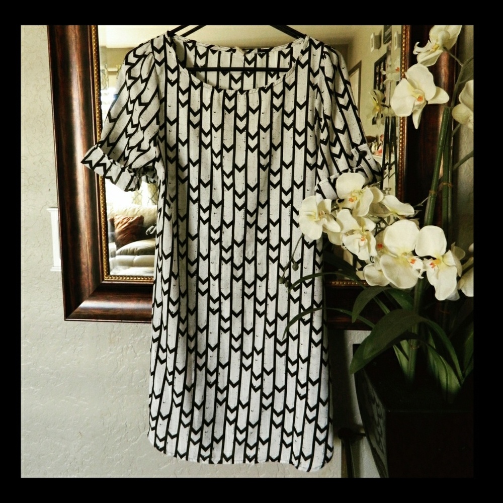 * BEUTIFUL ELEGANT DRESS *